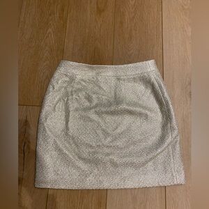 Banana Republic Gold Metallic mini skirt size 0, zips on side